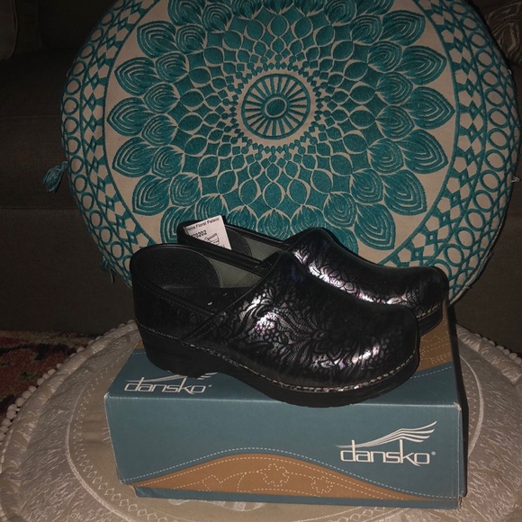 Dansko Clog - Picture 2 of 5